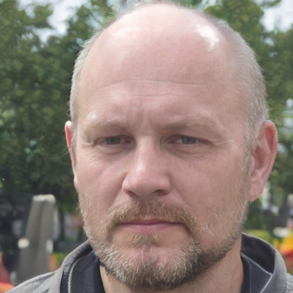 Fridolin Eckstein Geschäftsführer xalvrenioqa